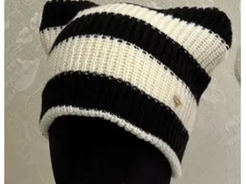 Cozy Knit Beanie Hat & Plaid Scarf  - Style #SCARVES-074
